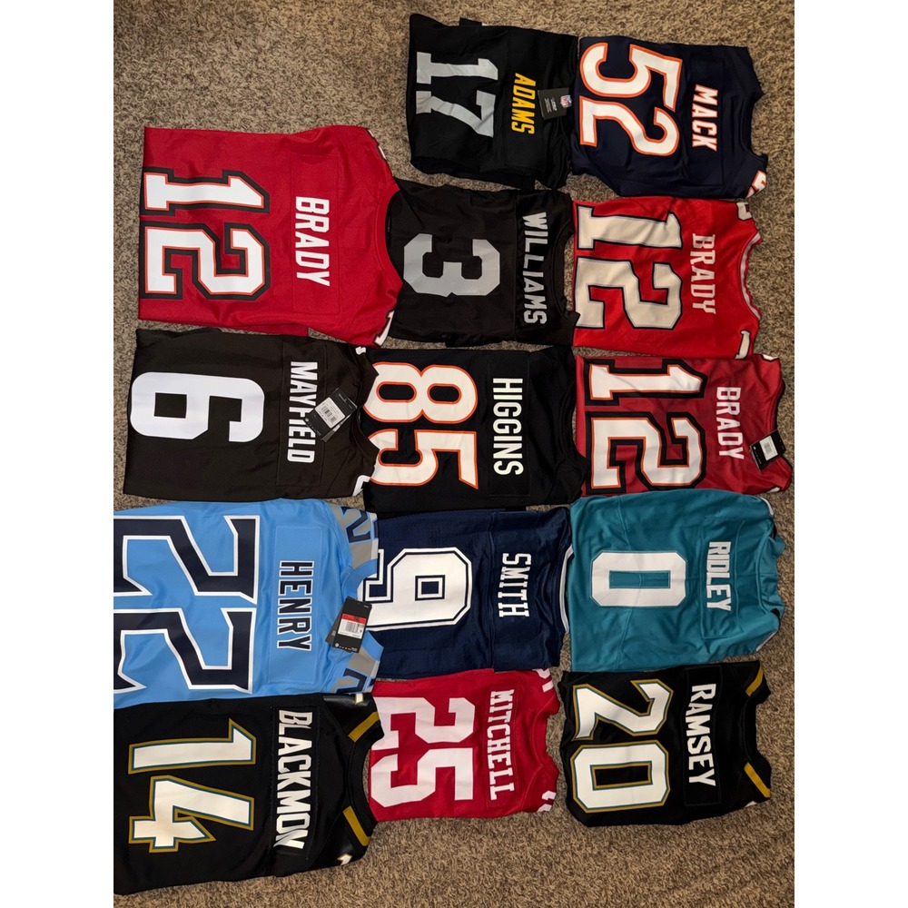 Nike NFL On Field Tom Brady Buccaneers Red Game Jersey Mens L New With Tags
